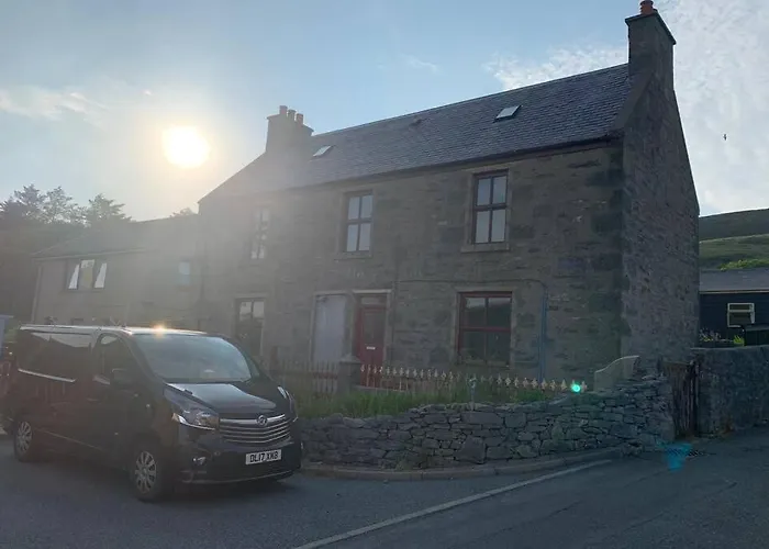 Detached, Four Bedroom House In Scalloway